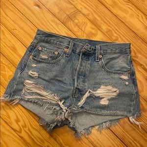 Levi’s 501 High Rise Short “Fault Line”